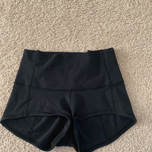 lululemon athletica Pants - Lululemon High wasted spandex shorts / 2inch lululemon athletica Pants - Lululemon High wasted spandex shorts / 2inch